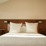 Du Sentier Hotel Parigi